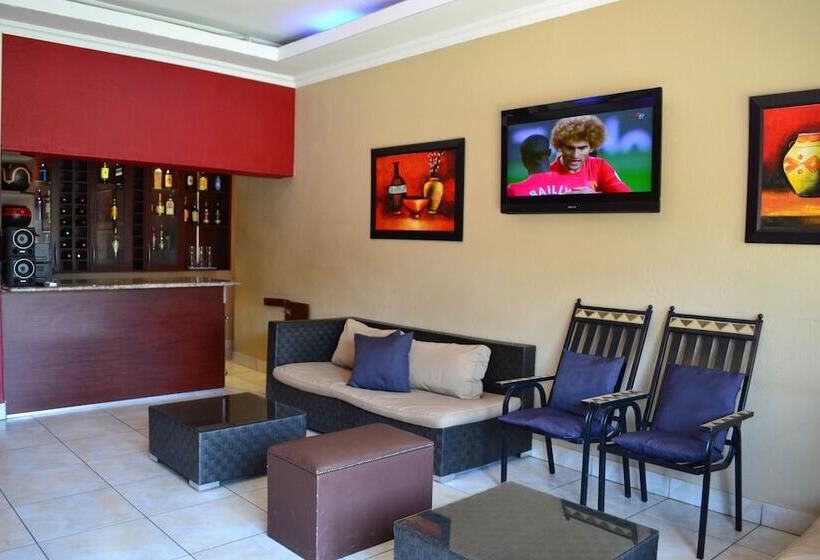 פנסיון Boga Legaba Guest House & Conference Centre