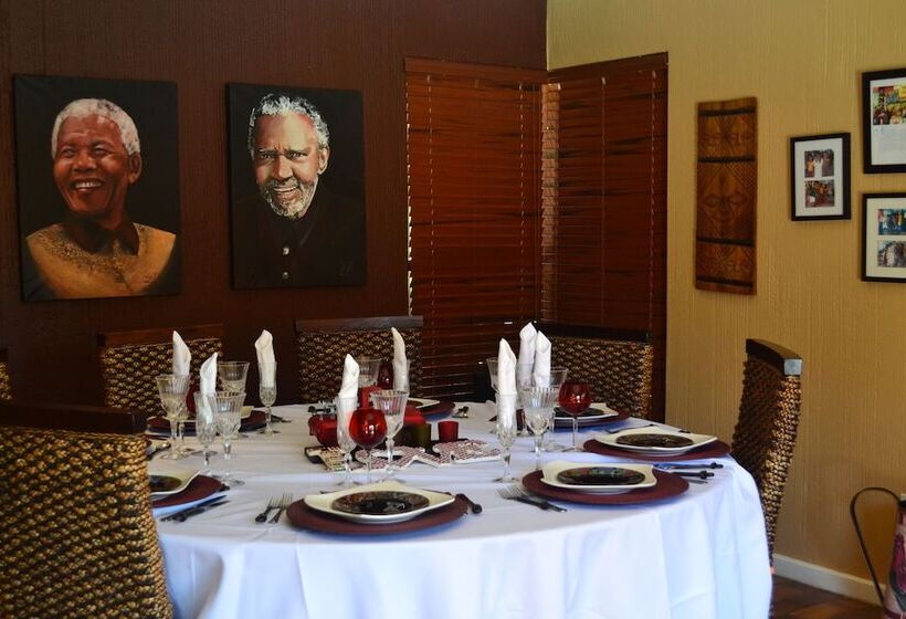 פנסיון Boga Legaba Guest House & Conference Centre