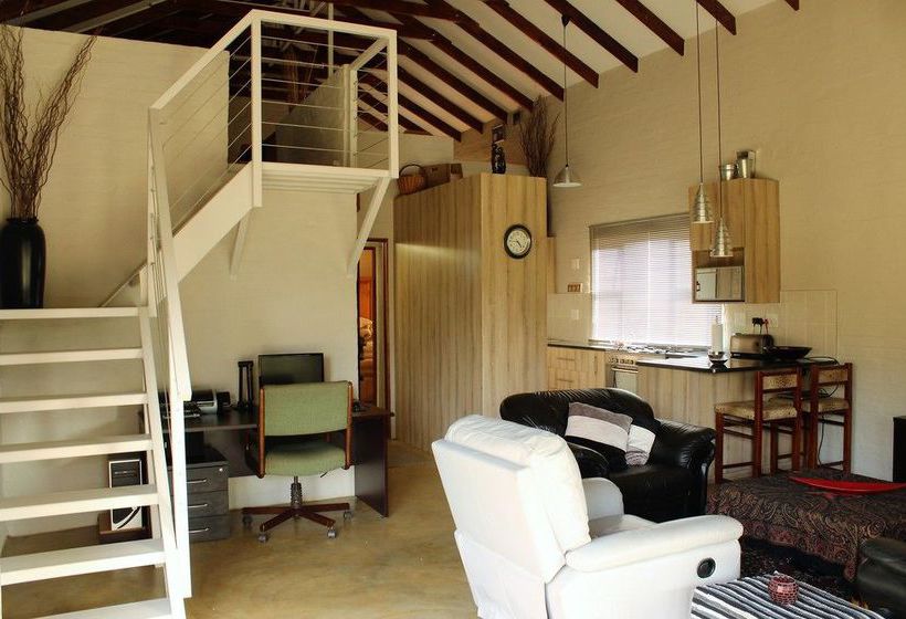 Пансион Ibis Way Guest House