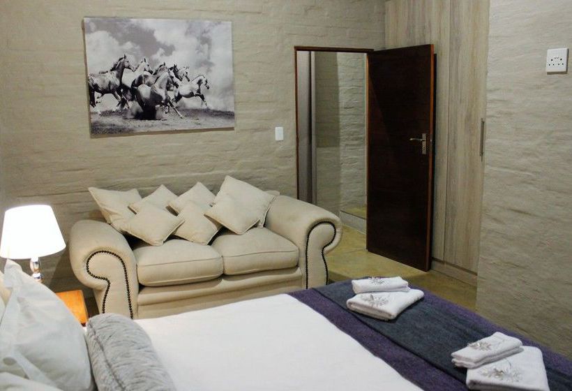 Пансион Ibis Way Guest House