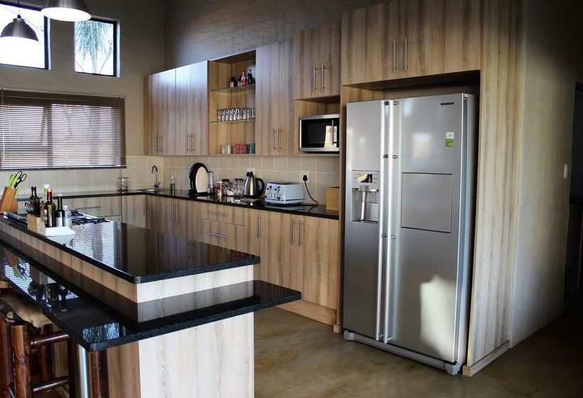 Пансион Ibis Way Guest House