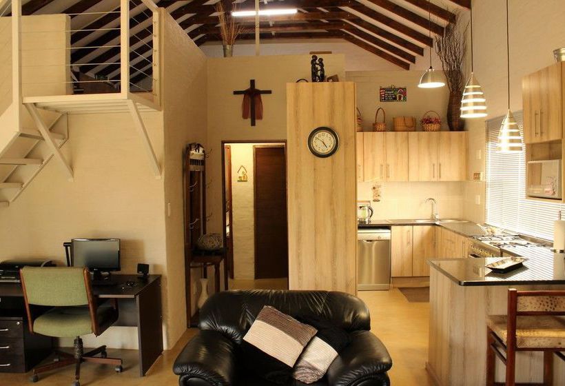 Пансион Ibis Way Guest House