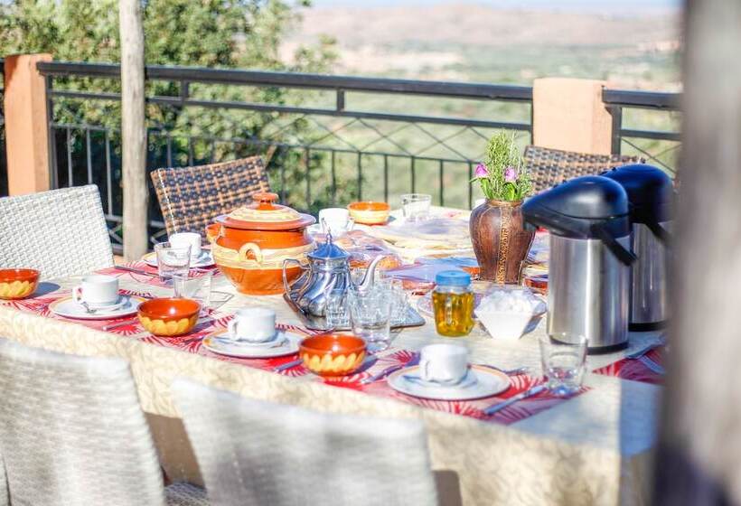 پانسیون Kasbah Ait Oumghar