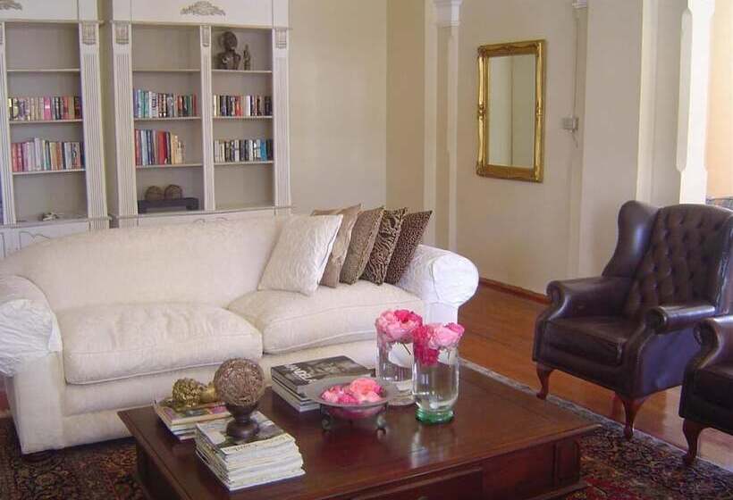 פנסיון Kearsney Manor