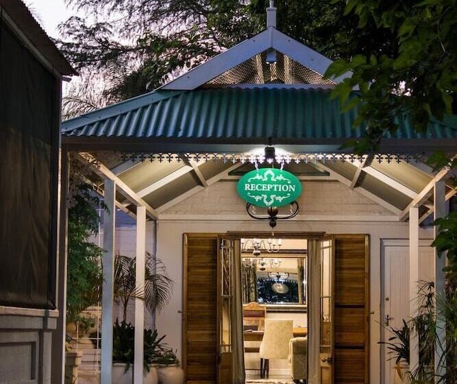 פנסיון Kimberley Country House