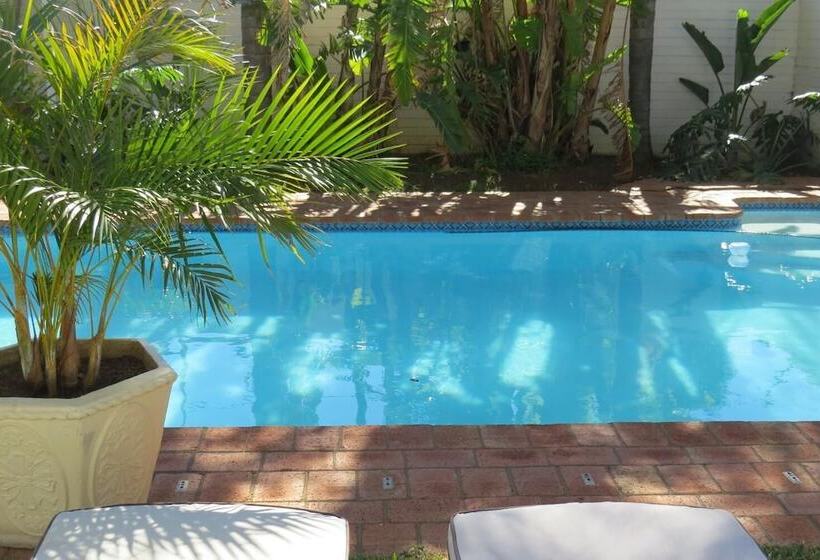 פנסיון Kimberley Country House