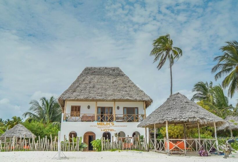 ペンション Melik's