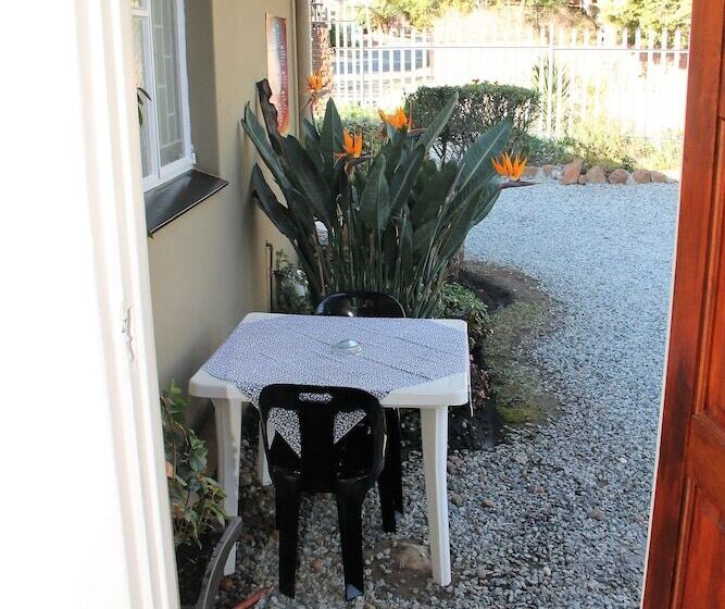 펜션 Memra Guest House