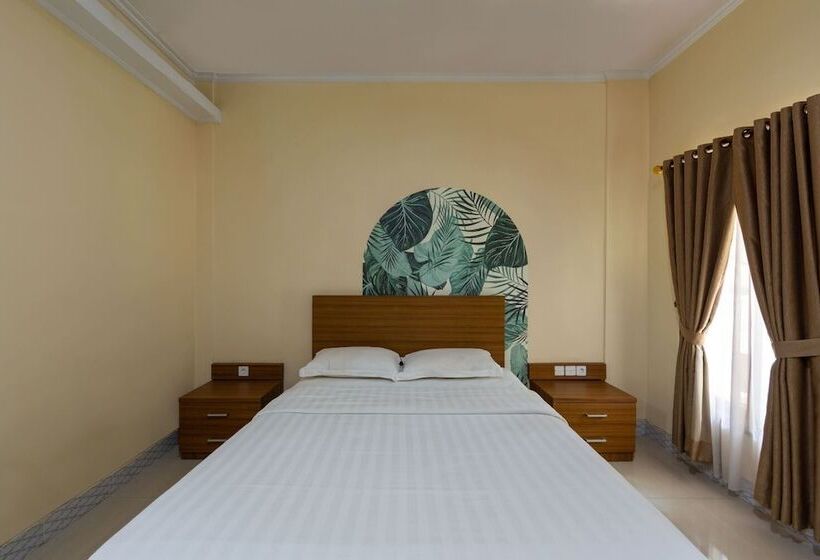 بنسيون Cove Raddeyapa