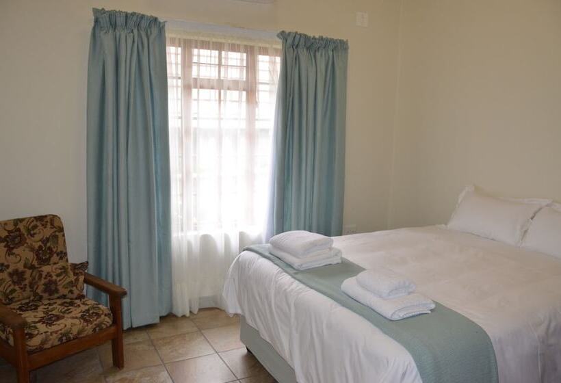 פנסיון Stoep Cafe Guest House