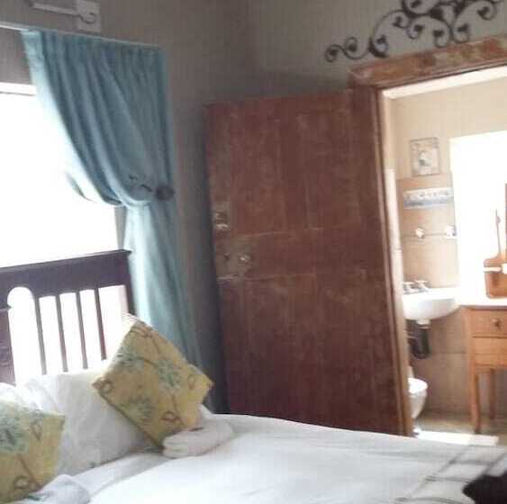 פנסיון Stoep Cafe Guest House