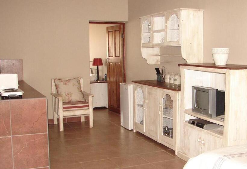 פנסיון Stoep Cafe Guest House