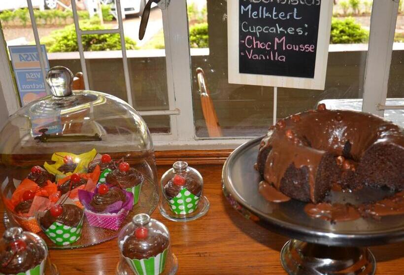 פנסיון Stoep Cafe Guest House