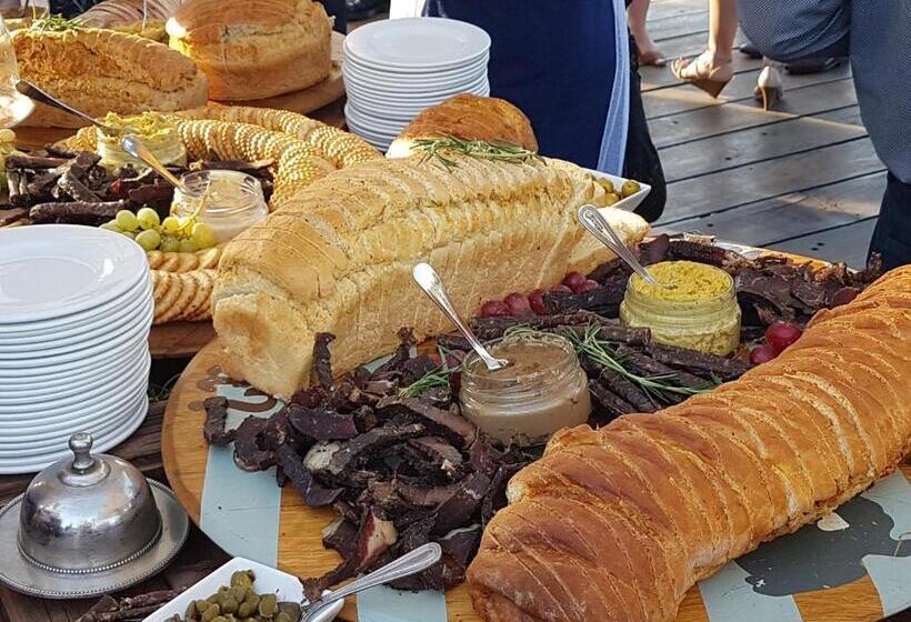 פנסיון Stoep Cafe Guest House