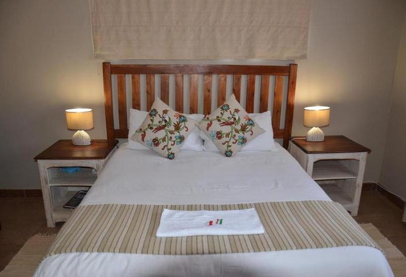 פנסיון Stoep Cafe Guest House