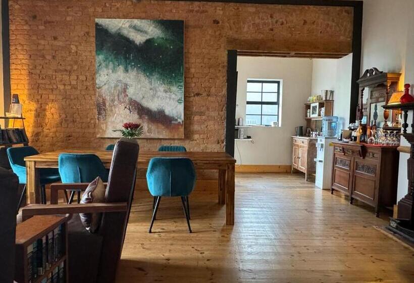 Пансион The Place Muizenberg