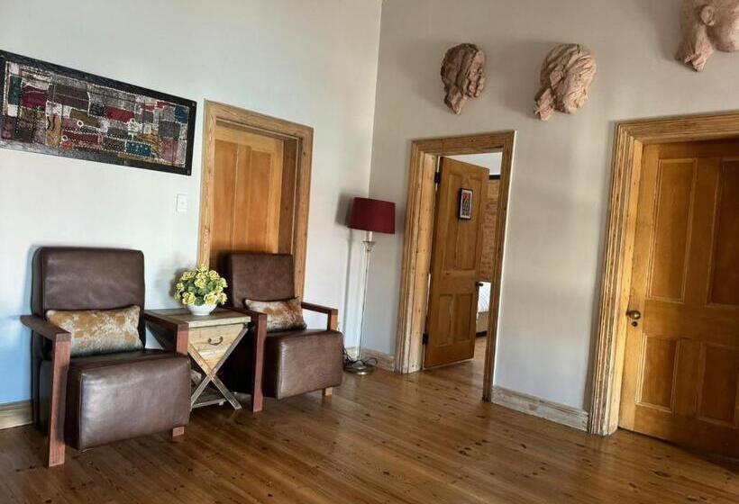 Пансион The Place Muizenberg