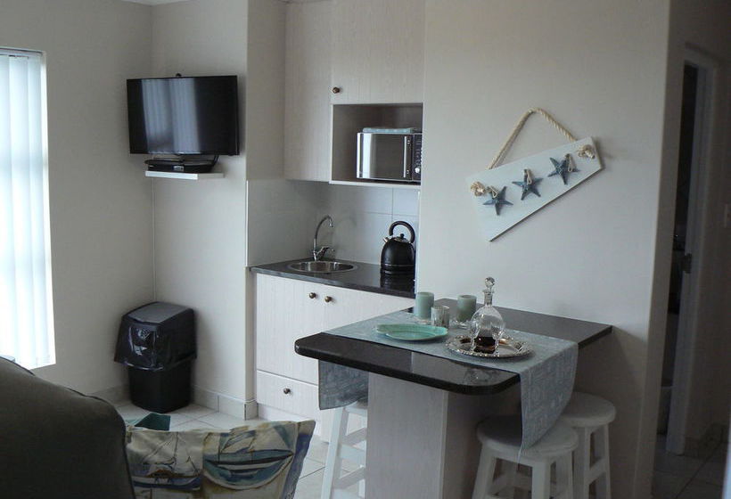 פנסיון Van Den Berg S Guesthouse