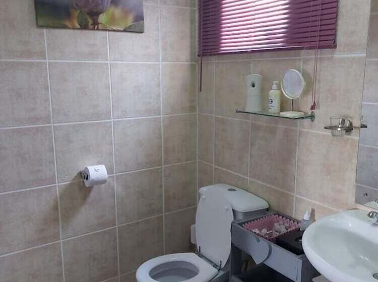 פנסיון West Street Inn  Ermelo