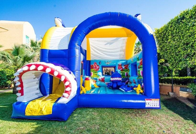 Suites Hôtel Les Charmilles & Spa