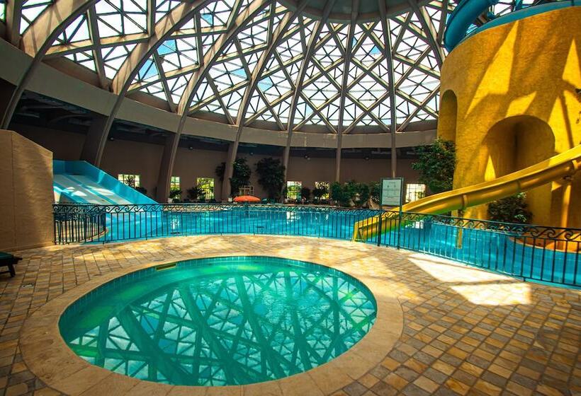 Suites Hôtel Les Charmilles & Spa