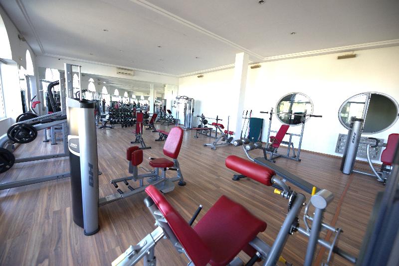 Suites Hôtel Les Charmilles & Spa