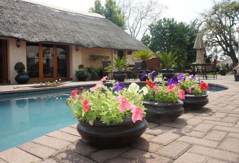 צימר The Lapha Guesthouse & Conference Centre