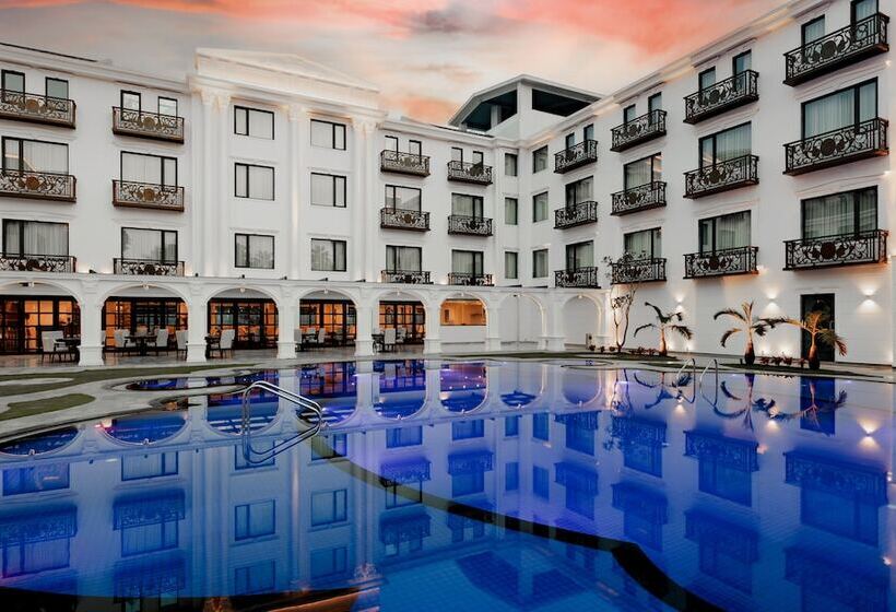 Hotel Ramada By Wyndham Goa Vagator