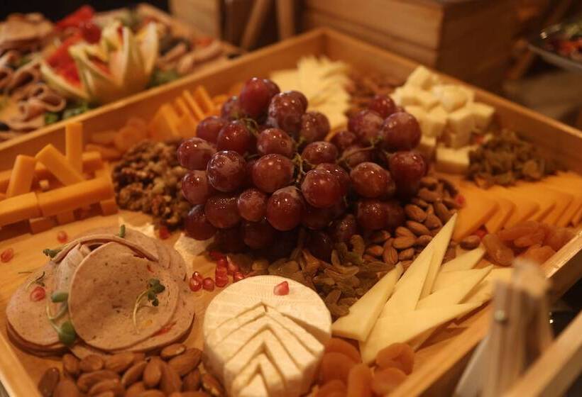 בית מלון כפרי Hilton Kathmandu