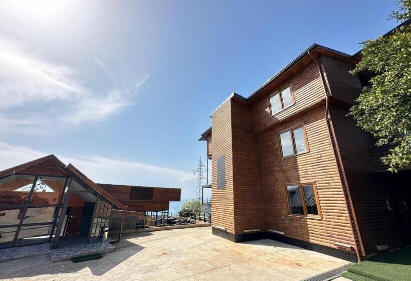 Bungaport Luxury Bungalows&Suits