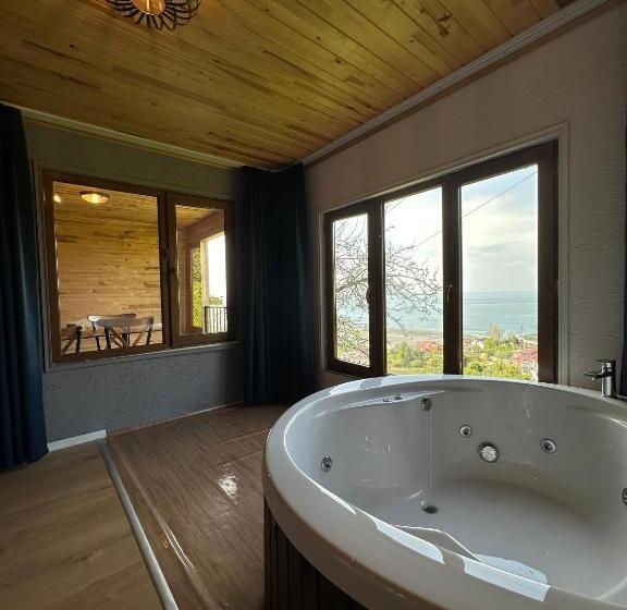 Bungaport Luxury Bungalows&Suits