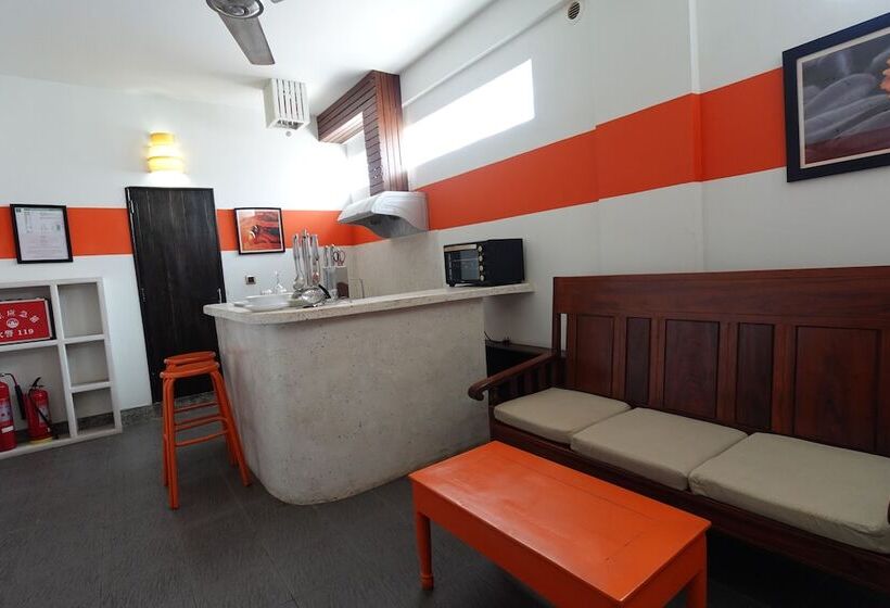 בית מלון כפרי Chilchill Elite Residences