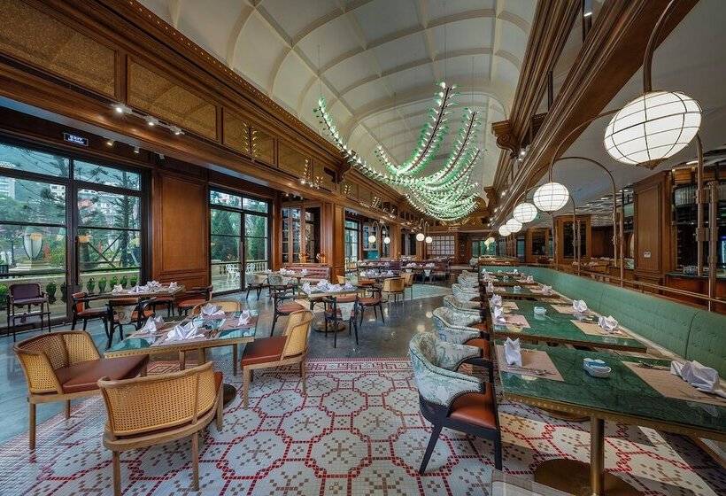 هتل Hôtel De L Amour Tam đảo