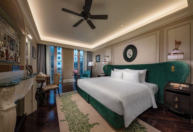 هتل Hôtel De L Amour Tam đảo