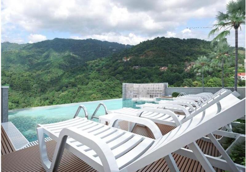 호텔 Hayat Sky Towers