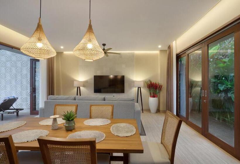 בית מלון כפרי Khastana Hadi Resort Ubud