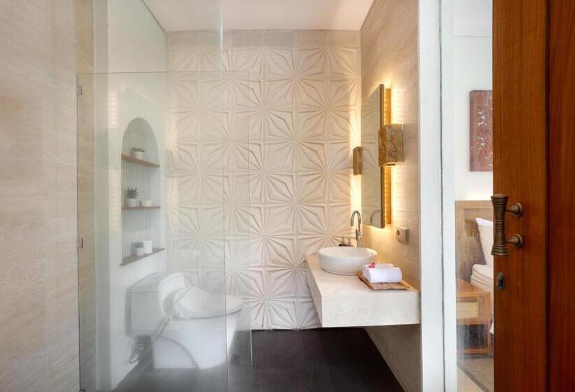 בית מלון כפרי Khastana Hadi Resort Ubud