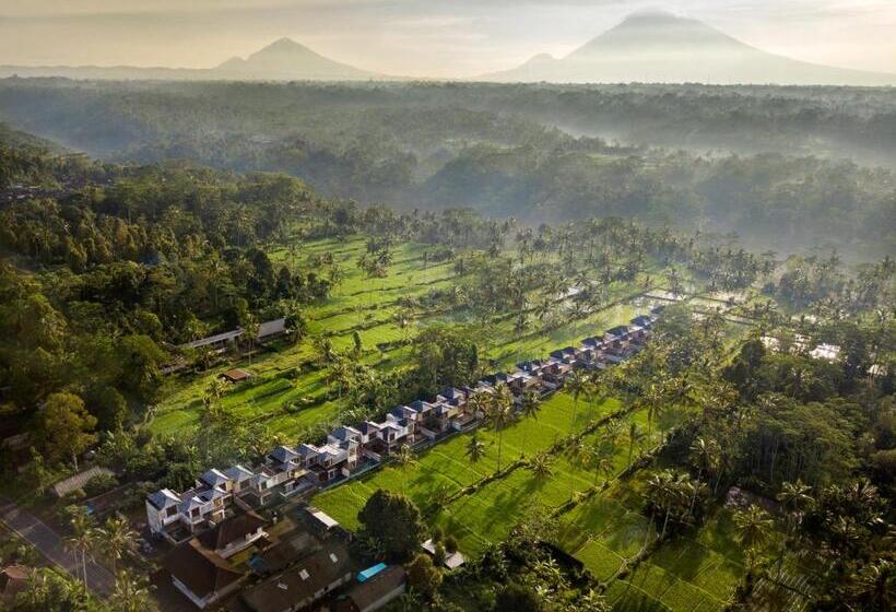 בית מלון כפרי Khastana Hadi Resort Ubud