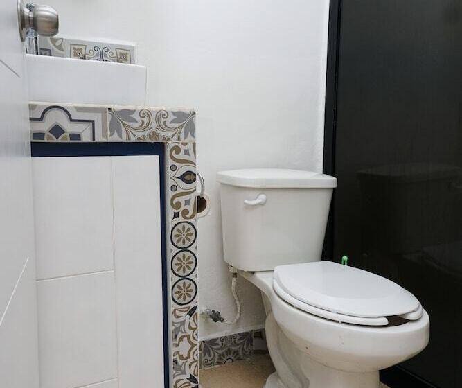 فندق Linda Vecindad Playa Del Carmen