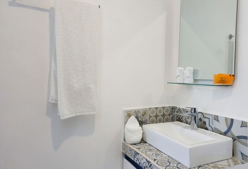 فندق Linda Vecindad Playa Del Carmen