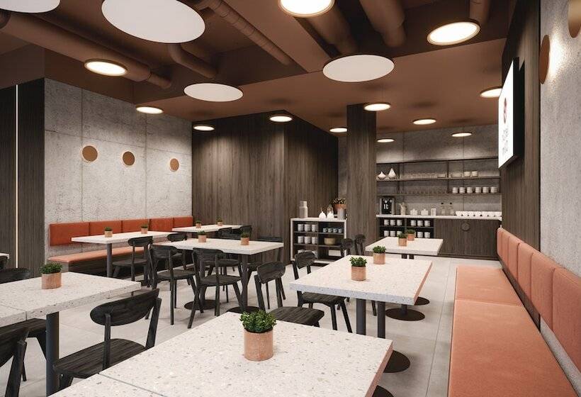 هتل Milo Gdansk Airport