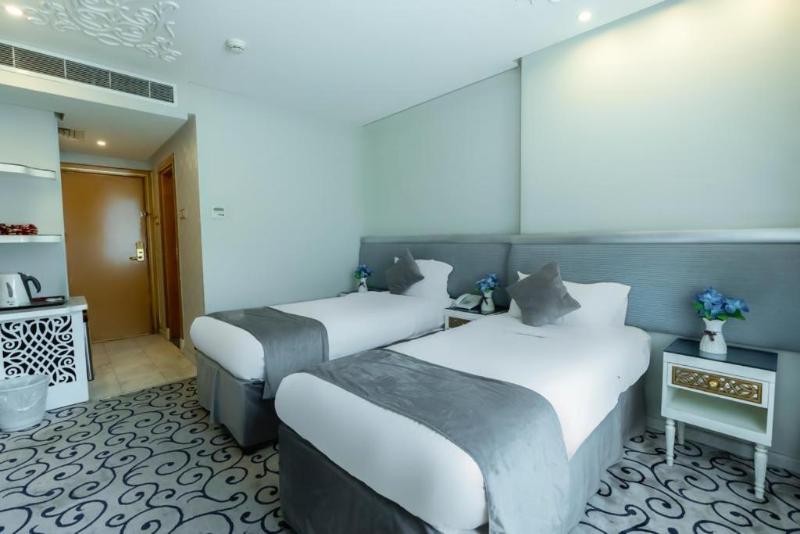 ホテル Montana Al Azizia