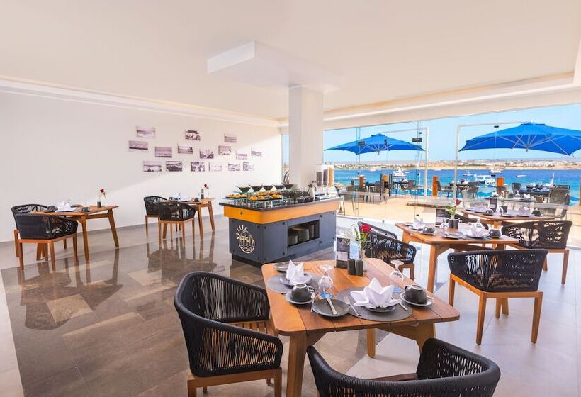 ホテル Naama Bay Suites & Spa