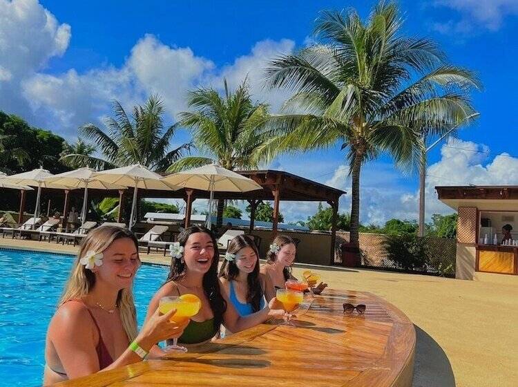 هتل Paradiso Resort & Spa