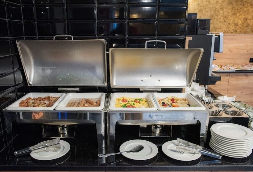 酒店 Polonia Park Medical Center & Spa