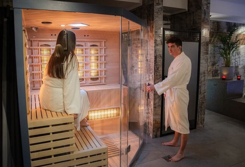 酒店 Polonia Park Medical Center & Spa