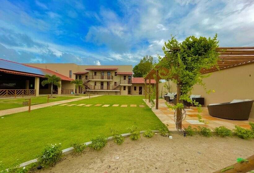 فندق Pousada Obah Village