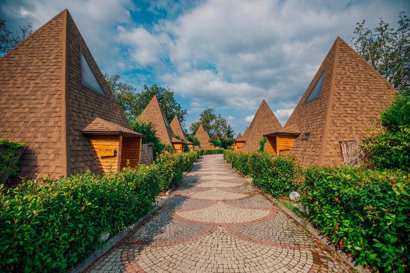 ホテル Pyramid Sapanca