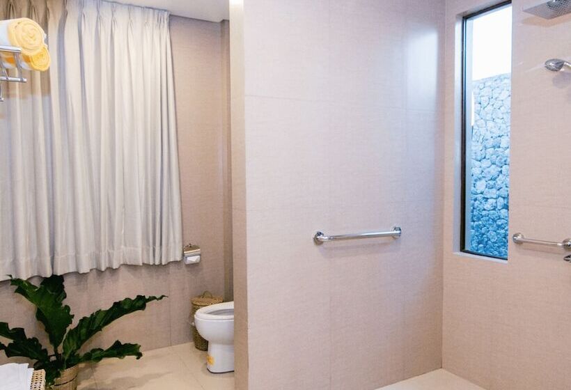 هتل Villa Angelina Luxury Suites