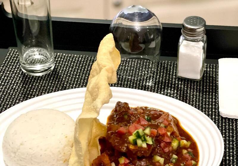 فندق Villa Tasha Luxury Suites